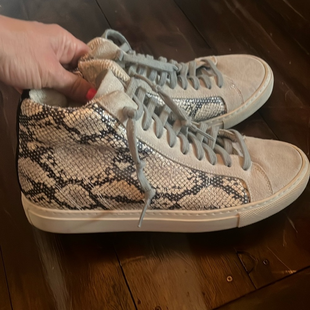 P448 snake print high top zipper sneaker size 38
